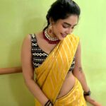 Ameya Mathew Instagram - നന്മയും,സന്തോഷവും നിറഞ്ഞ നവരാത്രി ആശംസകള്‍ നേരുന്നു.✨🤩😌🪔 . 📸 @teresaroseboby 🙌 . #navarathri #happyday #celebrations Kochi, India