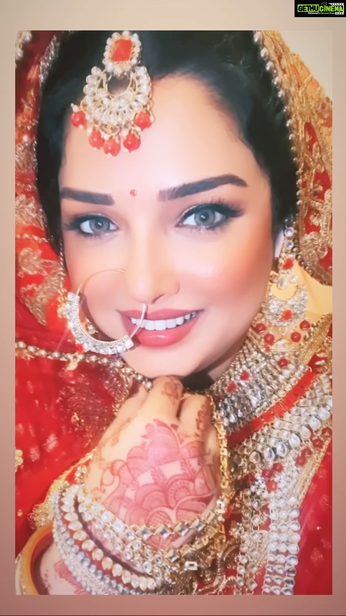 Amrapali Dubey Instagram - Nayi Jhulani ❣️😍