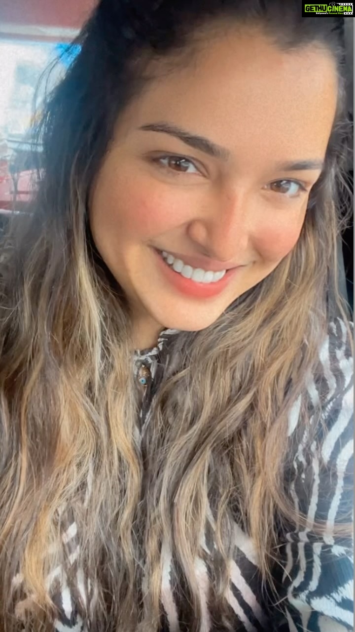 Amrapali Dubey Instagram - My forever mood = Geet 🫰🏻🥰