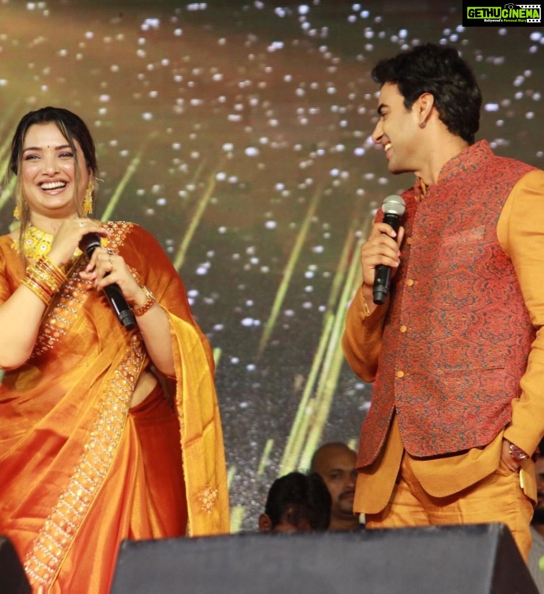 Amrapali Dubey Instagram - Azamgarh Mahotsav ❣️