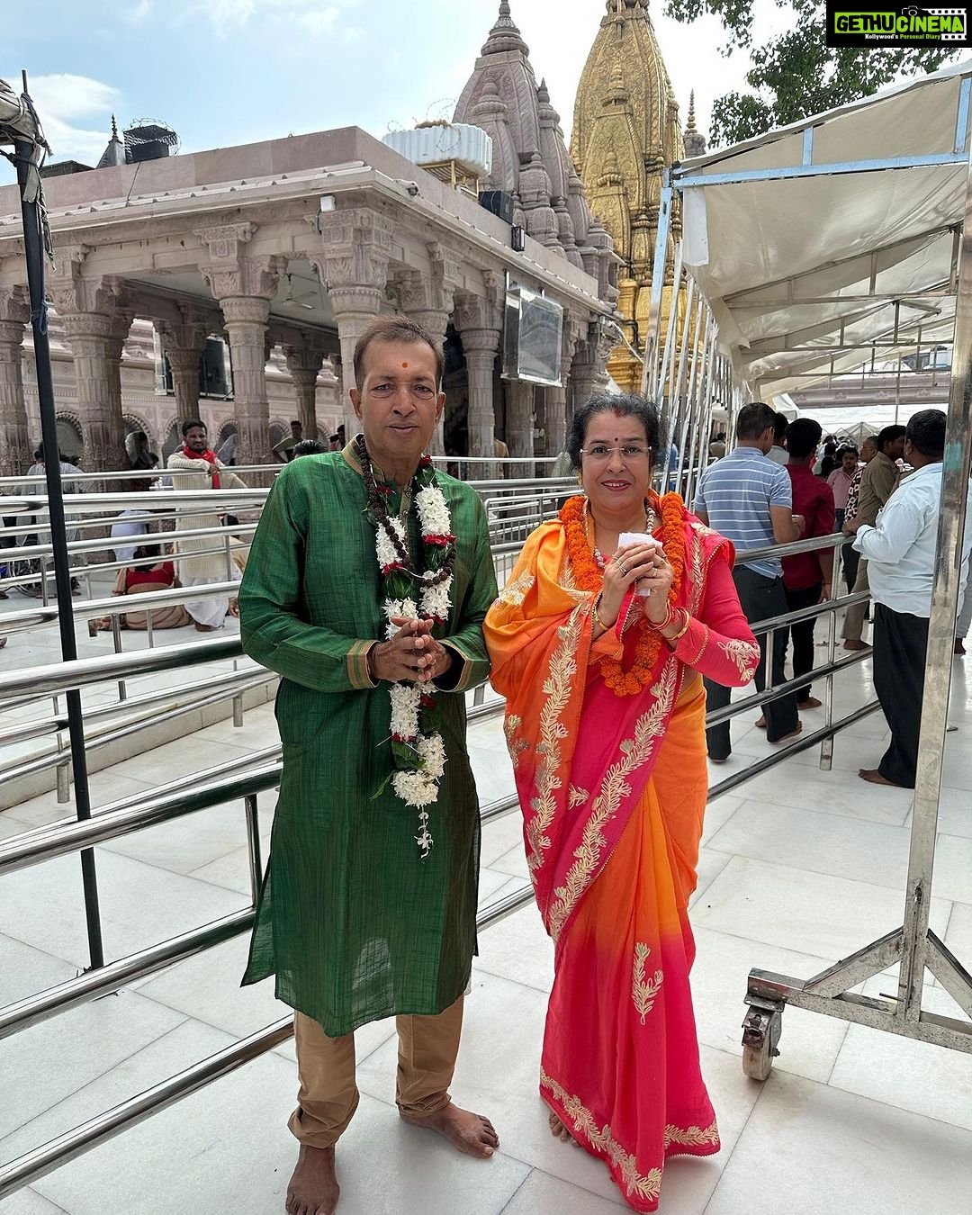 Amrapali Dubey Instagram - जय हो बाबा काशी विश्वनाथ 🥰🙏🏻😍 #harharmahadev🙏🌿🕉️ श्री काशी विश्वनाथ मंदिर, वाराणसी