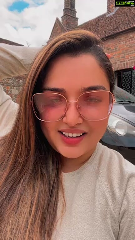 Amrapali Dubey Instagram - Vidhya π₯°ππ«Άπ» London, United Kingdom