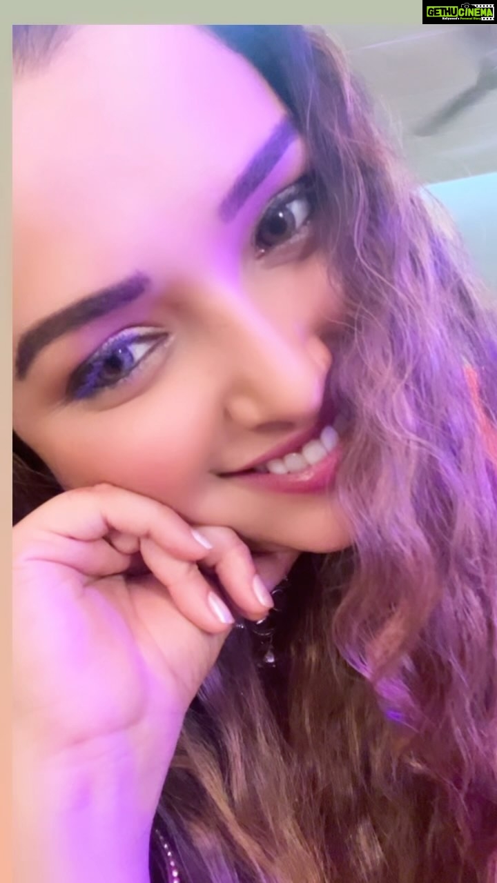 Amrapali Dubey Instagram - Chupke se dil mein 💕 #vivah3