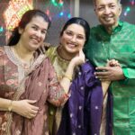 Amrapali Dubey Instagram - Happy birthday to my super mom 😘 as I am getting older I am realising how precious our moments together are, only your heartwarming hugs have the strength to take away all my sorrows and replace them with blessings and power.. I am so grateful to Lord Krishna that He blessed me with the strongest, bravest, most loving and considerate mother I could have ever asked for 😘 happiest 59th birthday Mumma, aapke saath age actually is JUST A NUMBER 🥰 59 years young 😍