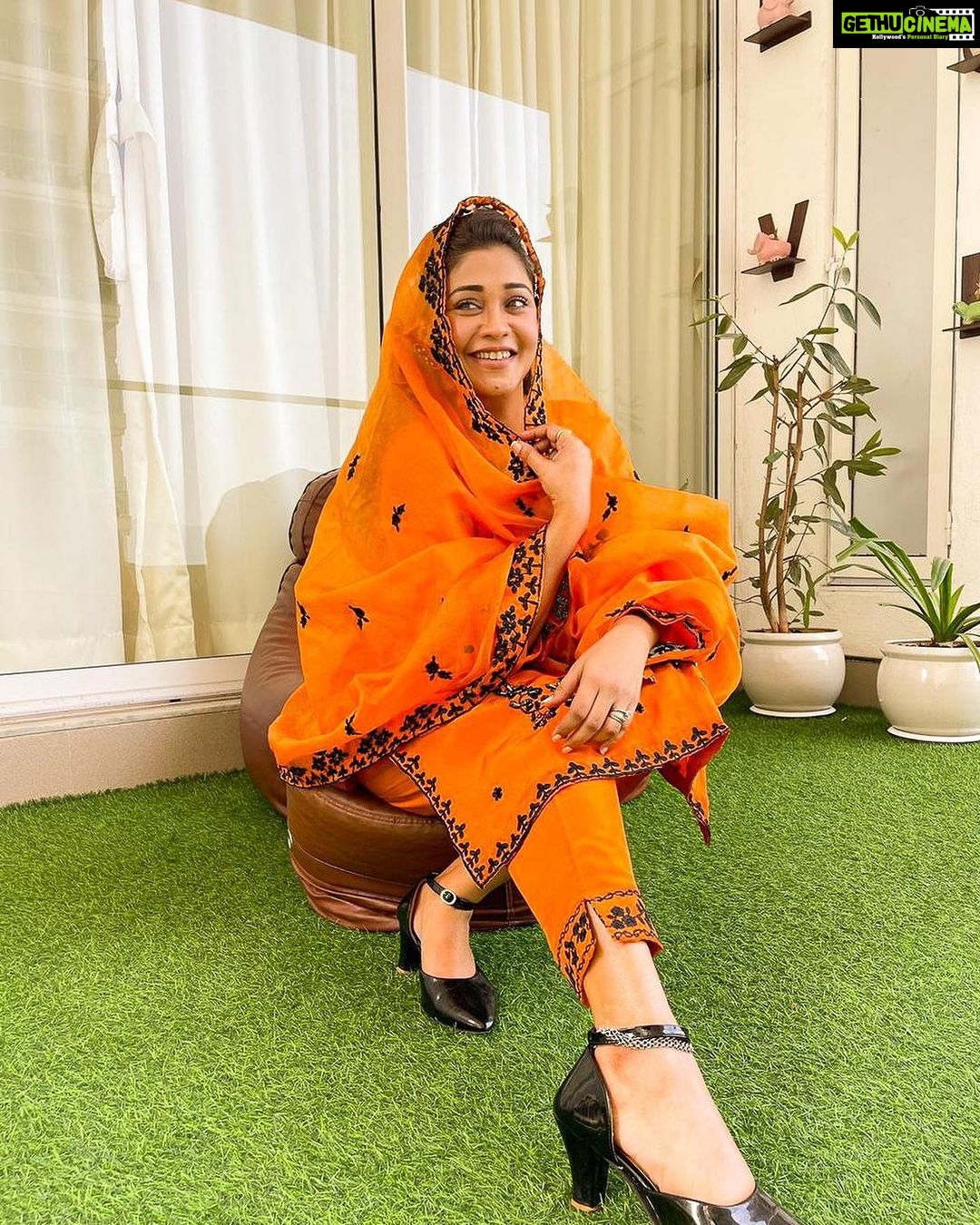 Amrapali Gupta Instagram - 🌟 𝗘𝘅𝗰𝗶𝘁𝗶𝗻𝗴 𝗡𝗲𝘄𝘀! 🌟𝗱𝗲𝗹𝗶𝗴𝗵𝘁𝗲𝗱 𝘁𝗼 𝗮𝗻𝗻𝗼𝘂𝗻𝗰𝗲 𝘁𝗵𝗮𝘁 𝗛𝗮𝗮𝘆 𝘄𝗶𝗶 𝗯𝗲 𝗮𝘁 𝘁𝗵𝗲 𝗥𝗶𝘃𝗮𝗮𝘇 𝗘𝘅𝗵𝗶𝗯𝗶𝘁𝗶𝗼𝗻 𝗼𝗻 𝗡𝗼𝘃𝗲𝗺𝗯𝗲𝗿 𝟯𝗿𝗱 & 𝟰𝘁𝗵, 𝟮𝟬𝟮𝟯. 𝗚𝗲𝘁 𝗿𝗲𝗮𝗱𝘆 𝗳𝗼𝗿 𝗮𝗻 𝗲𝘅𝗰𝗹𝘂𝘀𝗶𝘃𝗲 𝘀𝗻𝗲𝗮𝗸 𝗽𝗲𝗲𝗸 𝗮𝘁 𝘁𝗵𝗲𝗶𝗿 𝗹𝗮𝘁𝗲𝘀𝘁 𝗰𝗼𝗹𝗹𝗲𝗰𝘁𝗶𝗼𝗻 𝗮𝗻𝗱 𝘀𝗼𝗺𝗲 𝗶𝗻𝗰𝗿𝗲𝗱𝗶𝗯𝗹𝗲 𝗳𝗮𝘀𝗵𝗶𝗼𝗻 𝗶𝗻𝘀𝗽𝗶𝗿𝗮𝘁𝗶𝗼𝗻. #𝗛𝗮𝗮𝘆𝗔𝘁𝗥𝗶𝘃𝗮𝗮𝘇 #𝗙𝗮𝘀𝗵𝗶𝗼𝗻𝗶𝘀𝘁𝗮 #𝗥𝗶𝘃𝗮𝗮𝘇𝗘𝘅𝗵𝗶𝗯𝗶𝘁𝗶𝗼𝗻