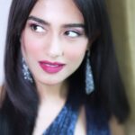 Amrita Rao Instagram – Hellooo MY INSTEES 😘  Your #desikorean doll is back ( as some of you call me 😅…. 
Acha suno .. if You Could TIME TRAVEL which moment would you choose to Go Back To ? 

I think for me it would be Christmas 2009 the walk down the slope from MountMary Church .. 

Abhi Aap Batao ?

#timetravel  #timetraveller #instagramindia #trendingreels #trendingsongs  #trending