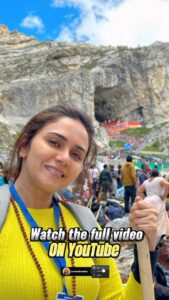 Amruta Khanvilkar Instagram - I have no words to express the feeling of this yatra 
So glad to share this video with all of you …. #harharmahadev #amarnathyatra 
#amutravelstories #akyoutubechannel #amrutakhanvilkar 
Click on the link in the bio to watch the entire journey
