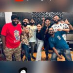 Amruta Khanvilkar Instagram – Hello folks. Here’s the glimpse of our jamming session with @amrutakhanvilkar for our upcoming performance. 🤩
Stay tuned for more details. ❣️
Shot by : @siddhu_teli
.
.
.
#abhangarepost #amrutakhanvilkar #vlog #arxak #performance #jamming #jammingsession #bajaao #musicians #singer #folkmusic #folkfusion #marathiband #zeemarathi #marathimusic #marathi #maharashtra #cultureofmaharashtra BAJAAO (www.bajaao.com)