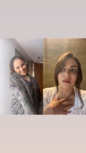 Amruta Khanvilkar Instagram - I just had to do this …. Love for @geneliad reels 😍
#justforfun #cutie