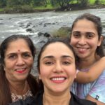 Amruta Khanvilkar Instagram – #justus #familytime at @urivergatekarjat 
@aditik26 #nirvannurvi #aaji