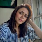 Amruta Khanvilkar Instagram – Yun hi chala chal rahi #youtubechannel #traveldiaries with @mgmotorin