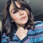 Amruta Khanvilkar Instagram – Smiling back …. Filled with happiness #gratefultogod 
#sundaygyaan