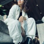 Amruta Khanvilkar Instagram - #letsgo #londoncalling #amrutakhanvilkar #amulivestotravel