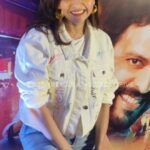 Amruta Khanvilkar Instagram - अभिनेत्री अमृता खानविलकरने Autograph Press Conference ला स्टायलिश अंदाजात लावली हजेरी! @star_pravah @pravahpicture #Autograph #Pressconference #MarathiMovie