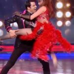 Amruta Khanvilkar Instagram - #happyinternationaldanceday @amrutakhanvilkar A beautiful and vivid memory of pouring our heart and soul in Dance 💃🏻 Dance that we Love ❤️ Dance that brings joy Dance that brings bliss in our heart, soul and being #keepdancing