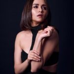 Amruta Khanvilkar Instagram - For the @officialjiostudios spectacular launch of content which is gonna blow your mind Many many congratulations to the #bosslady #jyotideshpande and the man who is a true visionary and an absolute favourite @saneness_ @nehachaudhary_ @ahiclothing @seemaaofficial @trilogy_works Rings: @necessitestudio Earrings: @the_bling_girll #amrutakhanvilkar #jiostudios #launch #redcarpet #stylefile
