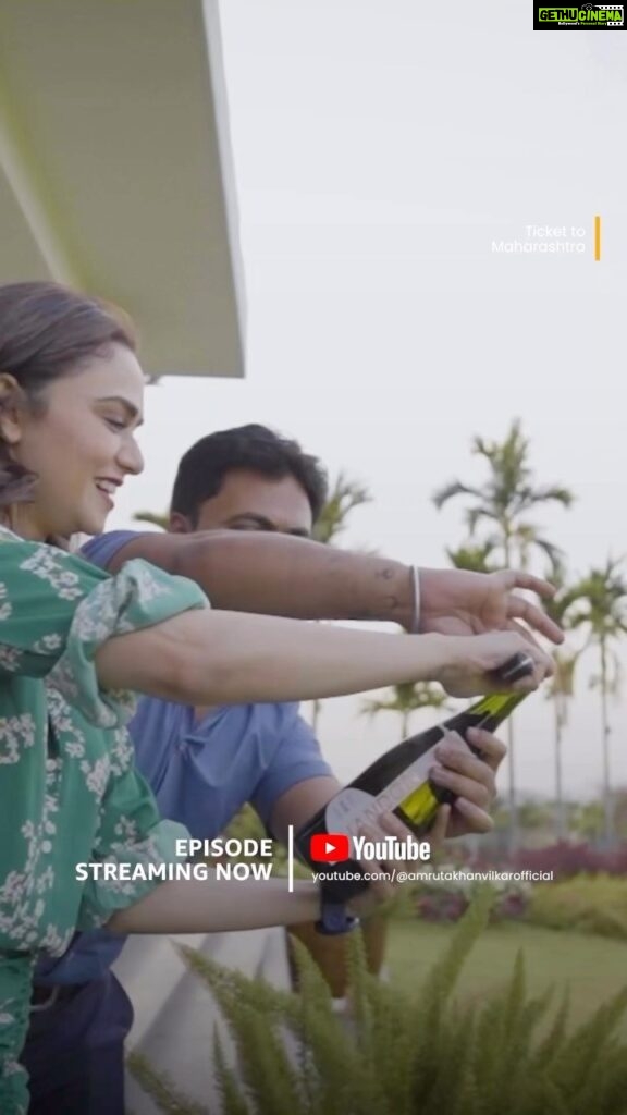 Amruta Khanvilkar Instagram - My first Sabering Experience 🍾🔪 WATCH NOW ! 😍😍 🔗 Link in my Bio !! Episode 2 - Ticket to Maharashtra with Amruta Khanvilkar Out Now !! Exclusively only on my YouTube Channel. • Presented By: @videowaleengineer & @mgmotorin • Powered by: @boat.nirvana • Co- Powered by: @dabur.meswak #amrutakhanvilkar #travelwithamu #tickettomaharashtra #videowaleengineer #mgmotorIndia #dowhatfloatsyourboat #daburmeswak #roadtrip #travelshow #adventure #maharashtra
