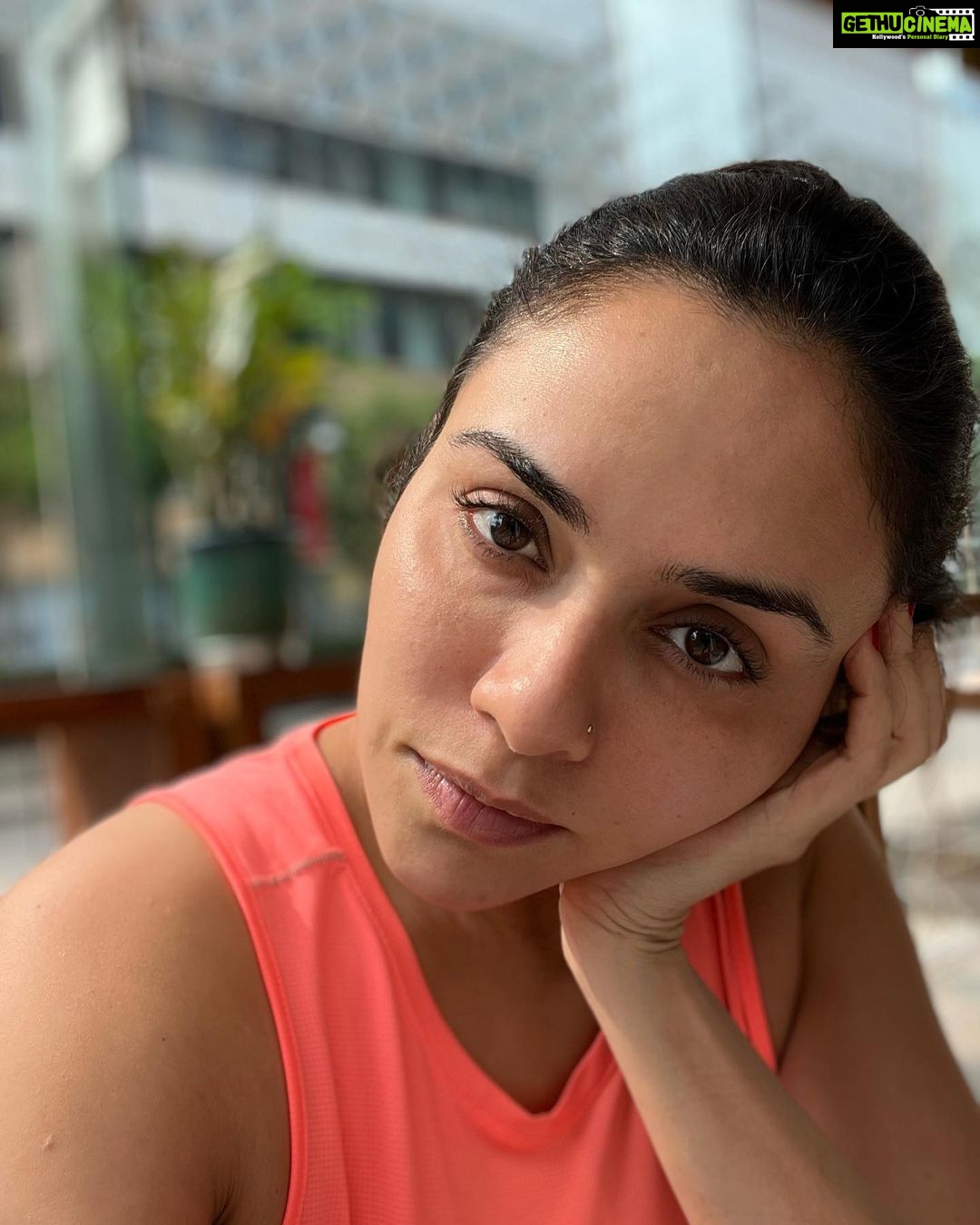 Amruta Khanvilkar Instagram - Oh did u miss a #sundaypicture 😋 #amrutakhanvilkar