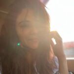 Amruta Khanvilkar Instagram – #morningface #nofilter wala #carselfie 🤪
#goodmorning
