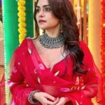 Amruta Khanvilkar Instagram – #sanedosanedo #prenavratri #vibes 
Wearing @aachho 
PR @dinky_nirh