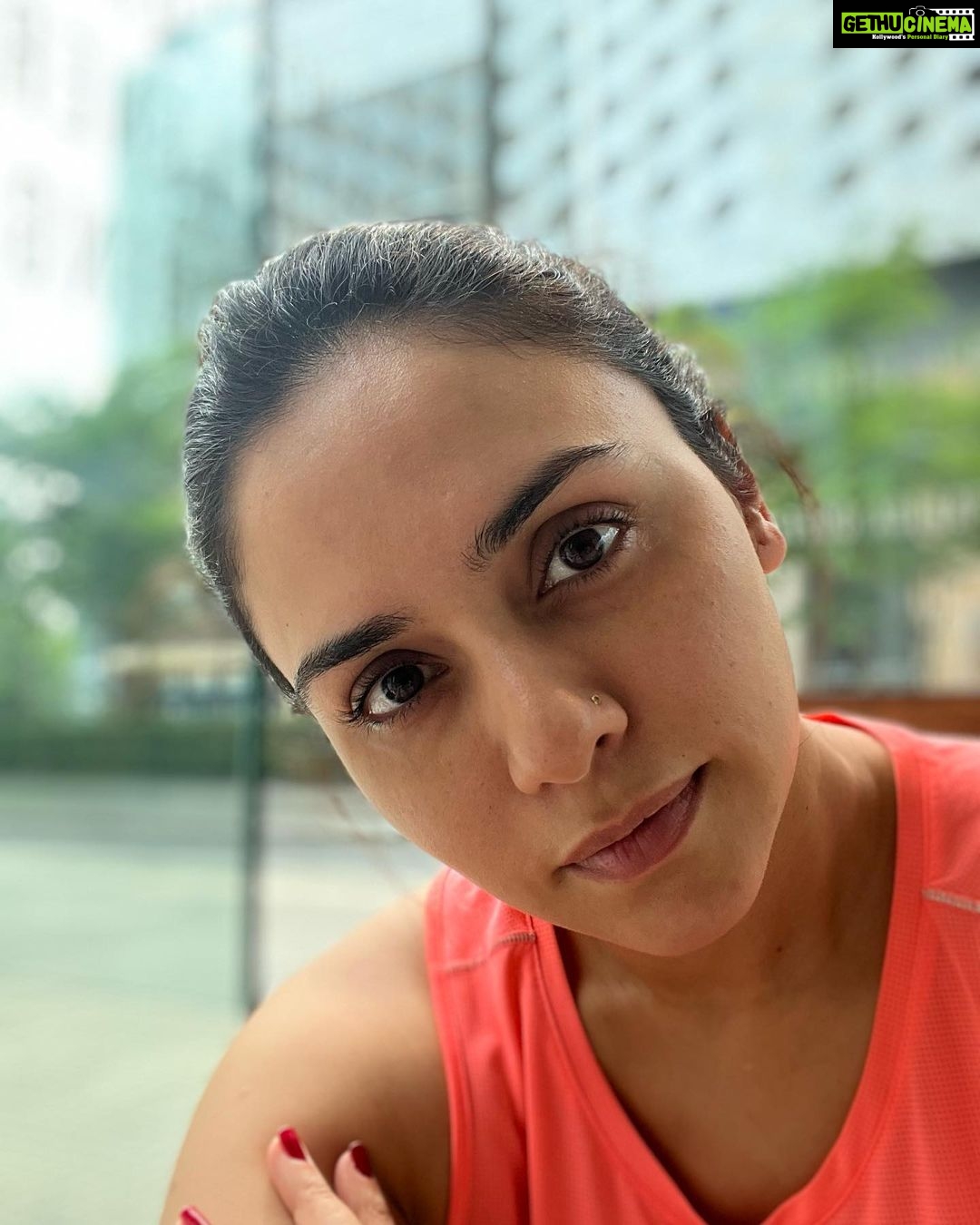 Amruta Khanvilkar Instagram - Oh did u miss a #sundaypicture 😋 #amrutakhanvilkar