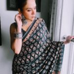 Amruta Khanvilkar Instagram - Made of beauty and grace the #nineyards by @pratha_sarees @kankshinistudio #amrutakhanvilkar