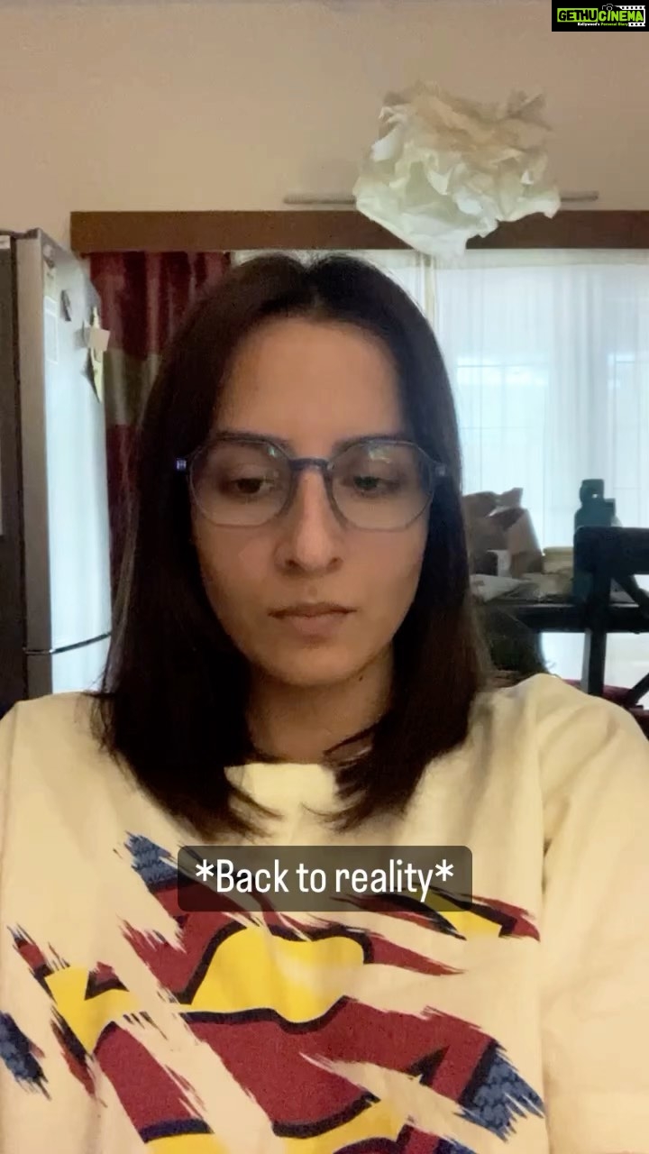 Amrutha Srinivasan Instagram - Hello, fellow humans experiencing #orthostatichypotension 😂♥️