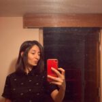 Amrutha Srinivasan Instagram - #chopchop #newhairwhodis Channeling my inner @komalpandeyofficial and joining the #lob gang. 🥲 @appu.anlon doing his thing again (happy 8 years to forever okay?😂♥️) @anlon.artsalon :) P.S.: kannaadi thodachu veinga kaaawww nu varaadheenga da please. I know it's dusty. 😂