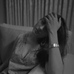 Amrutha Srinivasan Instagram - பாவை கண்டாலே, நிலவு நெளியாதோ? அழகை பார்த்தாலே, அருவி நிமிறாதோ? Feeling Goddess vibes thanks to my Goddess @reemaravi8 :)