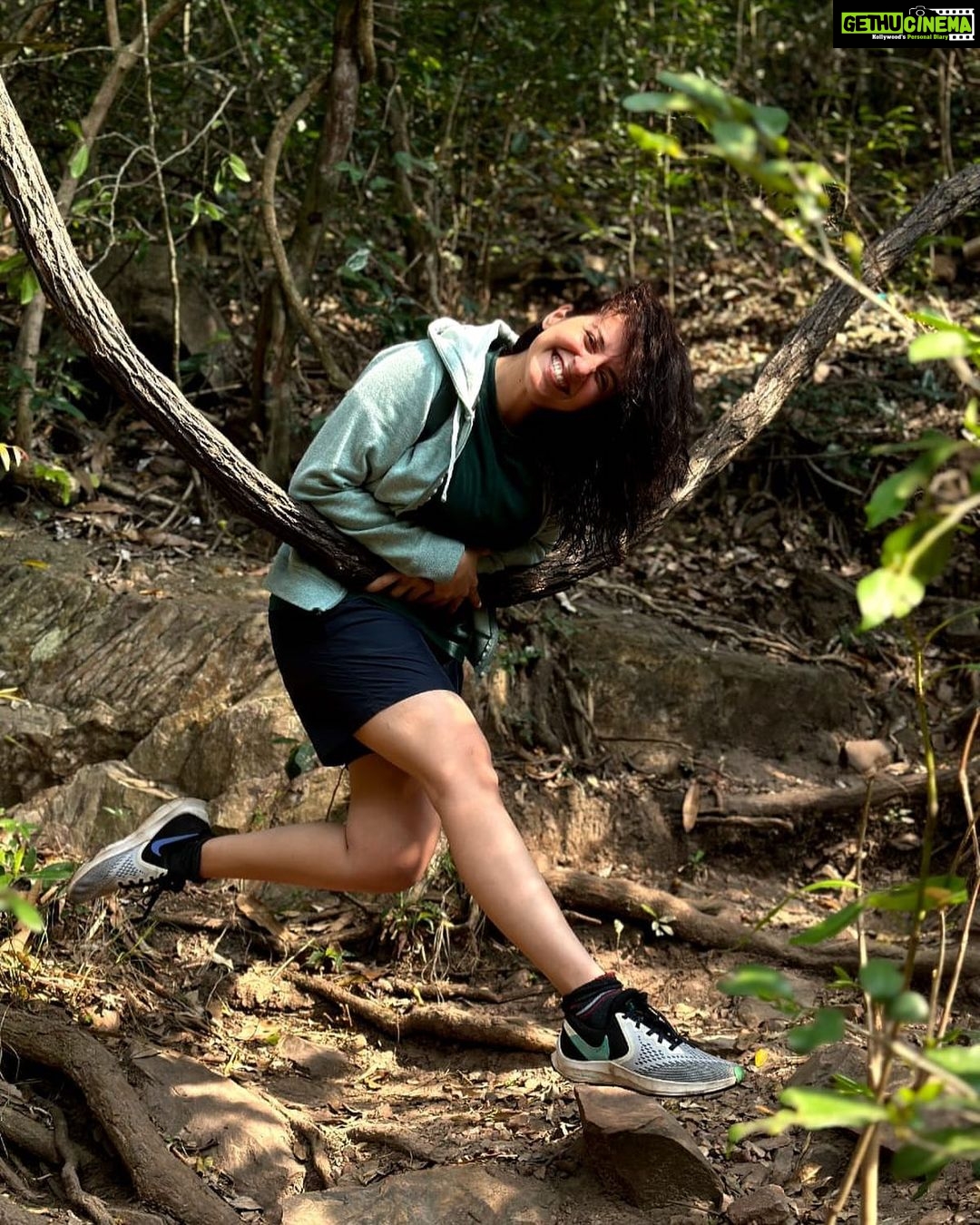Amrutha Srinivasan Instagram - I can't tell you the joy that was the Level-1 retreat at @fit_o_crazy . I don't have too many coherent thoughts to explain the experience that it was but.. "feeling like a liberated child" might be close :) So many people to thank but mainly, nature. Nothing but love for you always, @mind_body_exploration :)