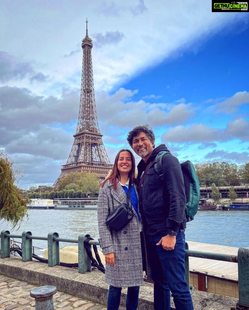 Amrutha Srinivasan Instagram - Time. My partner gifted me time, for this birthday. Not his time, not a watch, but time lol. Heheh okay not really - but I get to turn 30, five and a half hours later than I would have, thanks to the timezone I'm currently in. 😉 inniku ingendhu Eiffel Tower paathom. naalaiku Eiffel Tower lendhu inga paapom. 😂♥️ Happy thirt-day to me :)