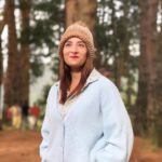 Amrutha Srinivasan Instagram – Living out my fall girl fantasies in 16•C lol 🍁

Unedited FANTABULOUS
 P.C.: @vinothkishan *nandri solla unaku..* 🙏🏼 Avalanche
