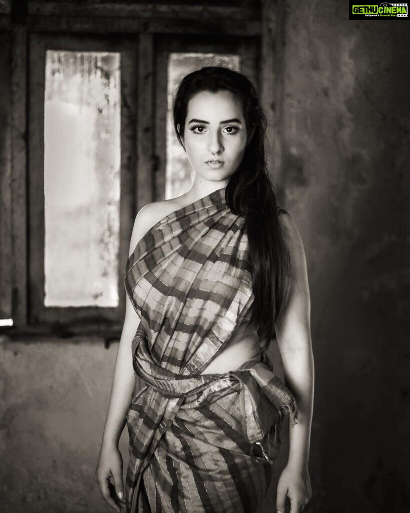 Amrutha Srinivasan Instagram - ♥ I may like it in black and white but the colors (and EVERYTHING else) from this series are God damn beautiful too, thanks to @gegonian @purpleparrot.makeup @utthaam 😭♥