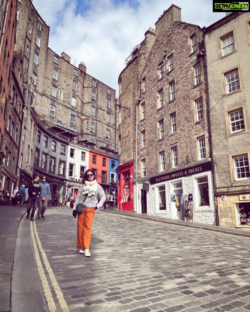 Amrutha Srinivasan Instagram - Possibly my new favourite city in the world after home. Thanks for going on tour and giving me saaku to experience this @evamkarthik 😭♥️ Edinburgh, Scotland