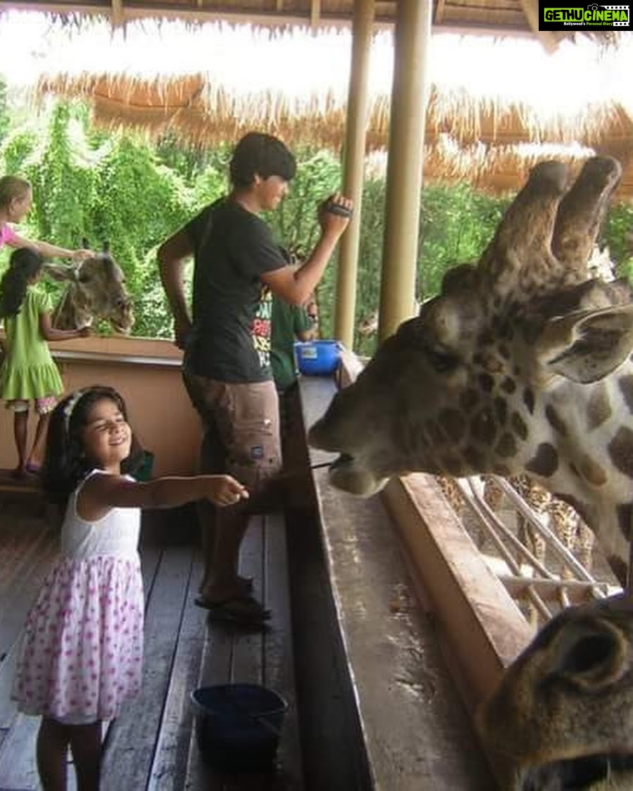 Ananya Agarwal Instagram - swipe to go back in time🕰️ Safari World