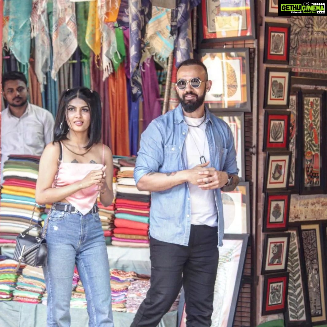 Ananya Rao Instagram - Israeli Pablo X Harley Quinn. Clicks from our date at Dilli Haat during the shoot of IRL. Streaming now on NETFLIX