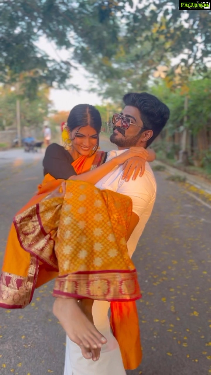 Ananya Rao Instagram - In love with the vibe♥️ #MainaruVettiKatti @nameisnani @saregamatelugu @keerthysureshofficial @musicsanthosh @anirudhofficial @dhee__ #dasara #nani #keerthysuresh #trendingreel #telugu #sana #dance