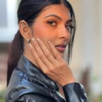 Ananya Rao Instagram - Loving these Amazing nails by @hairandnailbychunku Thank you @toniandguyindia 😁♥️