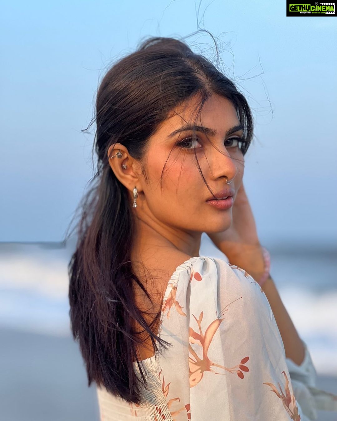 Ananya Rao Instagram - Protect your peace 🌸 #priorities #newme #new #change #pretty #strong #alive #love #happymood #stronghead #peaceful #beauty #beautiful #feelingblessed #prettyhot #ananya #feltpretty #southindiangirls #south #indiangirls #india #instagram #instagood #instadaily #soul #glow #tattoo #tattoos #ananya #twins