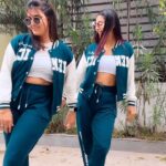 Ananya Rao Instagram - Jeda nasha 😎 #hit #tiktokdance #tiktoklove #tiktokindia #tiktoklover #tiktok #tiktoktwins #tiktokgirls #twindancers #twinster #twingoals #twins #goals #dancer #dancers #jedanasha #dancersofinstagram #southindiangirls #southindiandance #norafatehi #reelsinstagram #instagramreels #ananyaapoorva #ananya