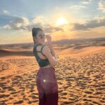 Ananya Rao Instagram - The view was 10/10 😎 #view #dubai #desert #desertsafari #happy #newyear #beautiful #love Dubai, United Arab Emirates