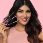 Ananya Rao Instagram – Ready to Up Your Makeup Game? πββοΈπβ¨
Introducing Amazia Professional Makeup Brushes! ποΈ
β¨ Hand-sculpted for perfection.
β¨ 44 different brushes to choose from.
β¨ High-grade synthetic & natural fibers.
β¨ Say goodbye to brush marks.
Got questions or want a recommendation? Drop a comment below, and weβll help you find your perfect brush match! π¬π
.
.
.
#Amazia #FeelAmazia #AmaziaBeauty #GetReadyWithAmazia #BrandbyVidushiKaul #beautyaccessories #Makeupaccessories #makeuptools #makeup #skincare #Makeupaccessoriesindia #ProfessionalBrushes #BestBrushes #Brushes #MakeupBrushSet #BeautyEssentials #MakeupBrushes #MakeupArtistry #BeautyTools #CosmeticBrushes #BrushCollection