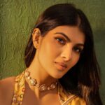Ananya Rao Instagram - Yours truly ✨ . . Project designer : @shamini_shankar_official Photographer and team: @murlee_photography @_xavierphotography_ Makeup/Hair : @ratnamakeupartist Costume: @rihanadesigner Jwelery: @vbj_1900