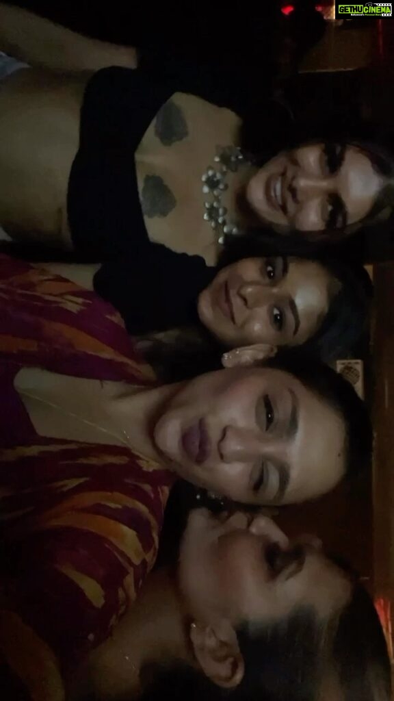 Ananya Rao Instagram - Hello from my kanagavallis😂❤️ Don’t miss the end😂😂 — #instagood #instalike #instagram #reelsinstagram #reelsvideo #reelsindia #reels #exploremore #explore #friendshipgoals