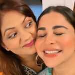 Anara Gupta Instagram - meri zindagi mei dosto ki bahut ahmiyat hei😘😘😘😘