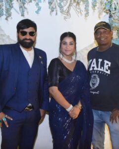 Anara Gupta Instagram - ट्रिपल वन स्टार जे सी पठाण मुव्हीज च्या बेनरखाली  निर्माता पठाण जिलानीपाशा  चाँदपाशा  यांनी "लाईन मारतोय थेट" मराठी वीडियो अल्बम आयटम सॉंग चे प्रकाशन... या मराठी अल्बम  आयटम सॉंगमध्ये  भोजपुरी नायिका व आयटम गर्ल अनारा गुप्ता व पठाण जिलानीपाशा ही जोडी चमकणार आहे. 

या "लाईन मारतोय थेट" वीडियो अल्बम चे नृत्य आणि दिग्दर्शन दिलीप मिस्त्री यांनी केले असून वसंत पवार यांच्या गीताला संगीत साज चढवला आहे सागर सपकाळे यांनी तर हे गाणे गायले आहे शकुंतला जाधव आणि सुमित सावंत यांनी तर छायांकन  केले आहे सेबस्टियन अँथोनी यांनी आणि संकलन केले आहे 
#linemartothet
#anaragupta 
#pathanjilanipasha