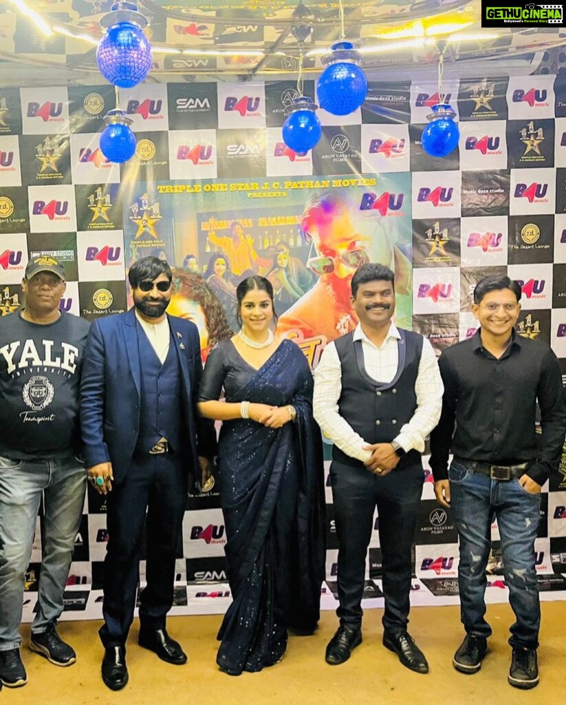 Anara Gupta Instagram - Launch party of my first Marathi song … thank you each n everyone for your love and support,,, and yes jaldi jaldi jao b4u k official YouTube channel pe jake dekho Aur betao aapko Kaisa lega … 😊 @theofficialb4u @dmestry81 @sagarsapkale46 @mestrydeepa #aa #anara #anaragupta #anaraguptaactress #b4u