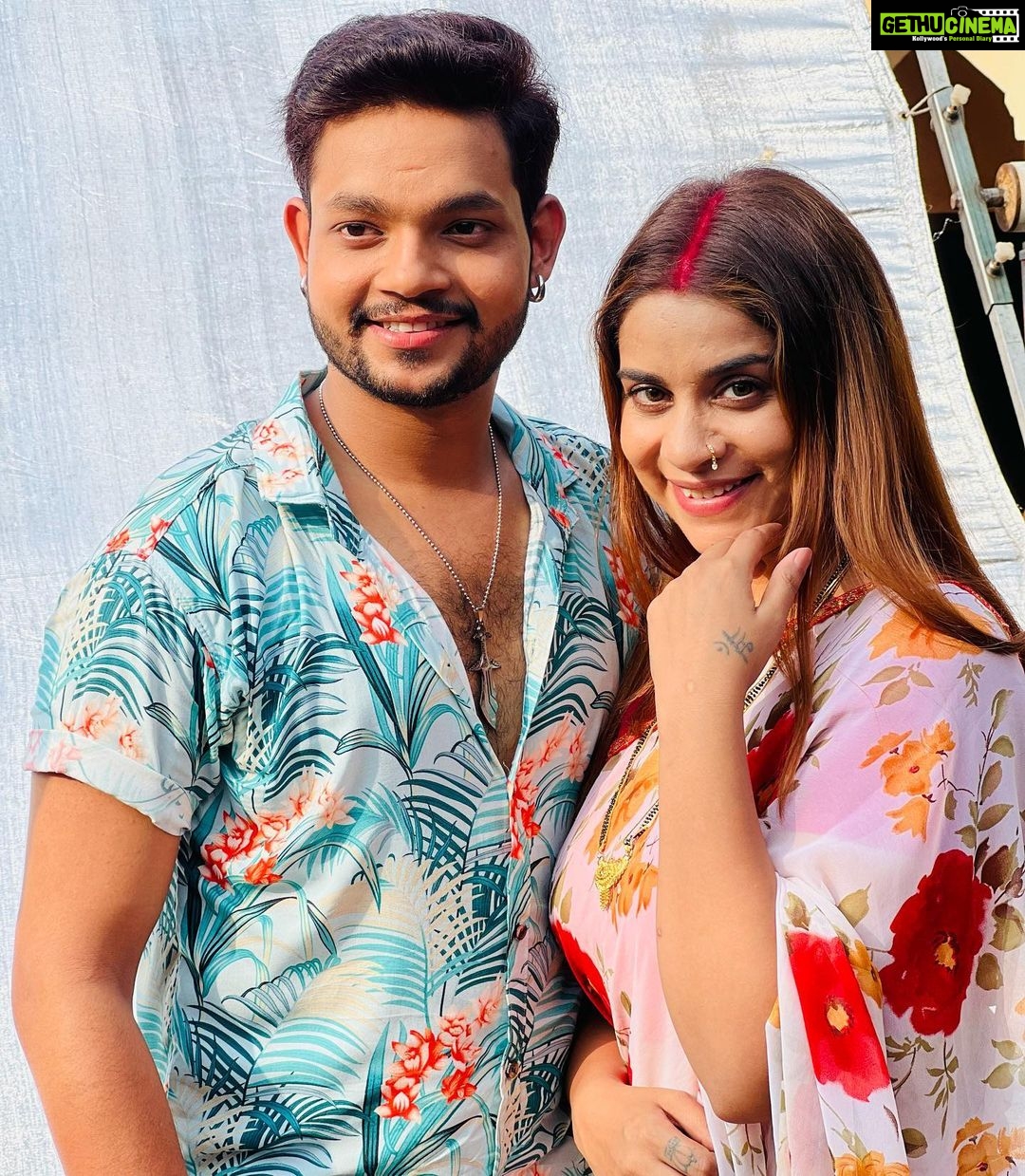 Anara Gupta Instagram - May your smile be bright just like the sun shines every day. #happybirthday @anaraguptaactress ji
