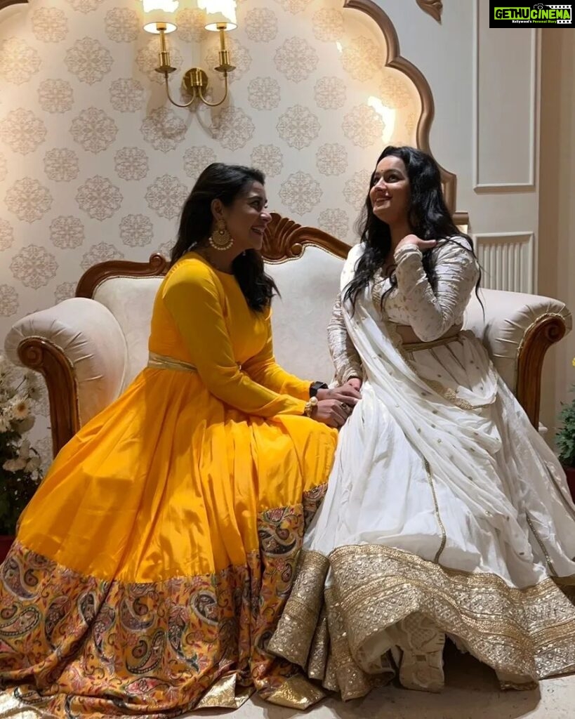 Anara Gupta Instagram - Happy Happy Happy Birthday Dii❤️💋🎂 May god bless you with all the happiness and success in your life🧿🌸@anaraguptaactress di Aise hi hamesha hasste rahiye 💗