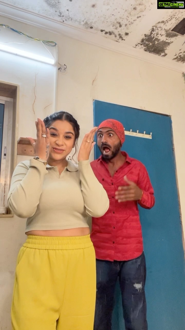 Anara Gupta Instagram - Jyada sach to bal nahi diye#india #reelitfeelit #reelkarofeelkaro #viralvideo #comedy #newreels